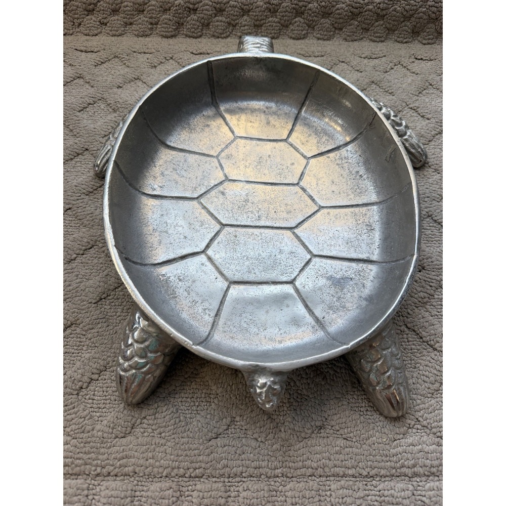 TRAVEL THE WORLD FROM HOME METAL OCEAN TURTLE BOWL MADE IN INDIA